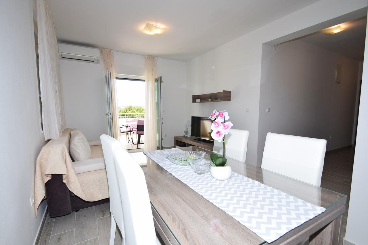 Apartment Anica Kuk Starigrad Paklenica Exterior foto